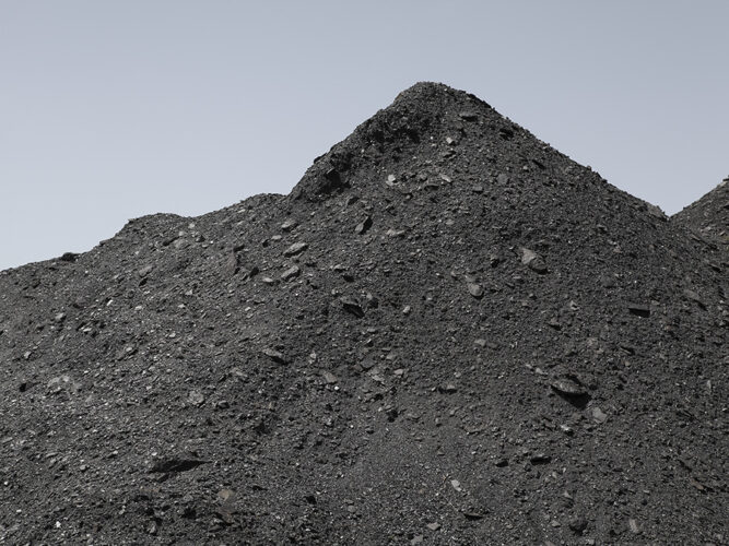 Jorge Yeregui. Las montañas perfectas III, 2021. © JORGE YEREGUI / VEGAP, MADRID, 2026